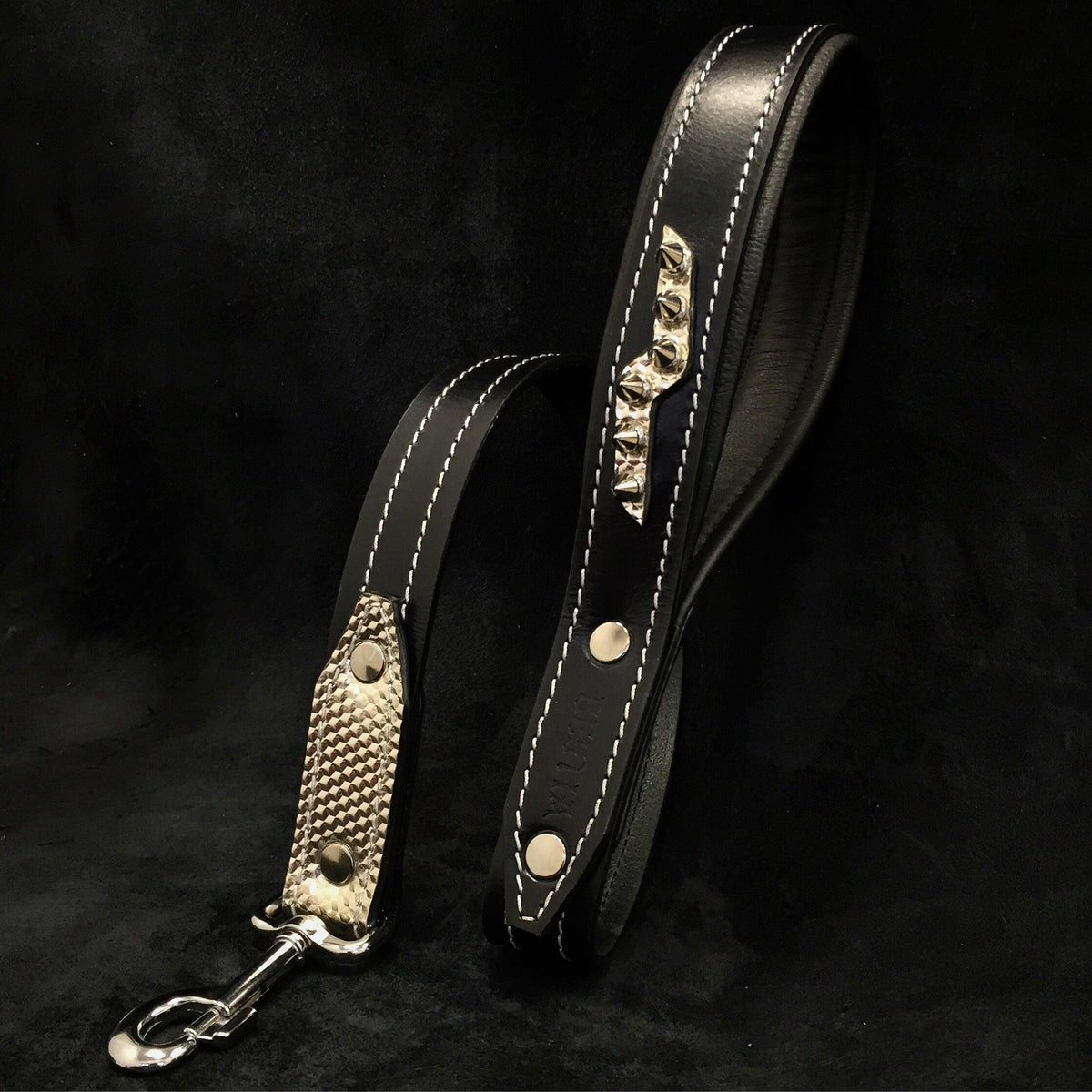 The ''Platinum'' collar